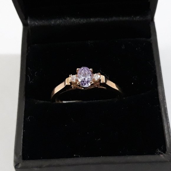 Sparkle Amethyst Cubic Zirconia Ring 18k hge New Old stock Covenant RC - Picture 1 of 16